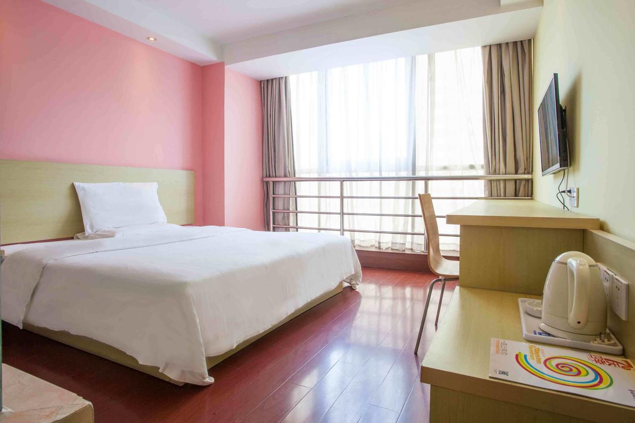 7Days Inn Guangzhou Southern Hospital Medical College Station Exterior foto