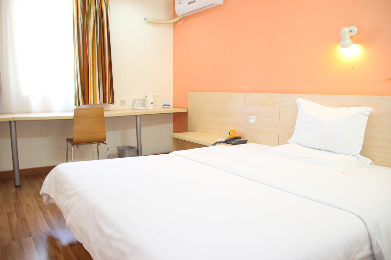 7Days Inn Guangzhou Southern Hospital Medical College Station Exterior foto