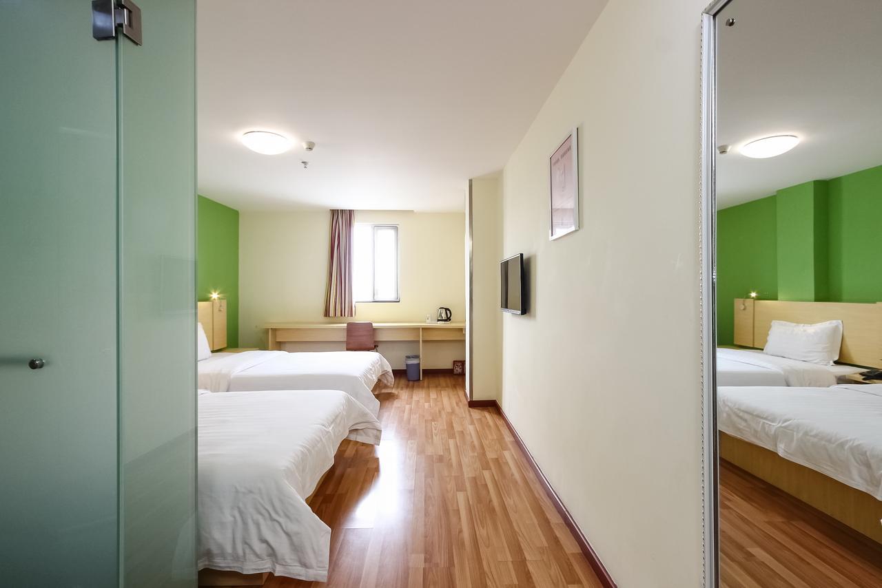 7Days Inn Guangzhou Southern Hospital Medical College Station Exterior foto